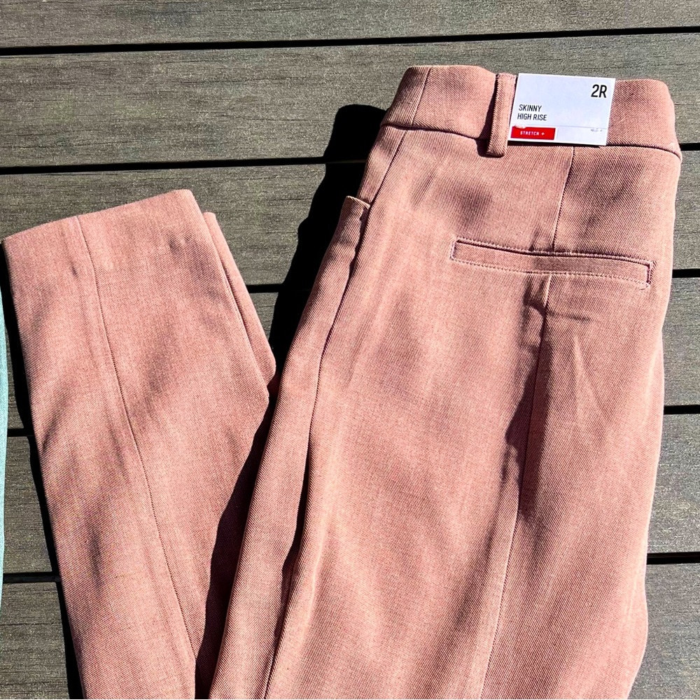 Express Skinny High Rise pants in size 2R